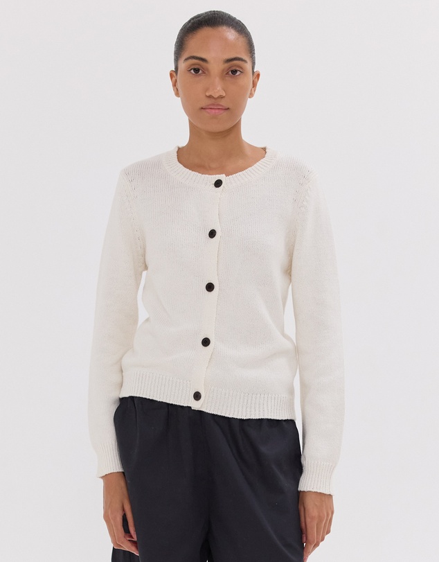 Cloth & Co. - The Vintage Cardigan | White
