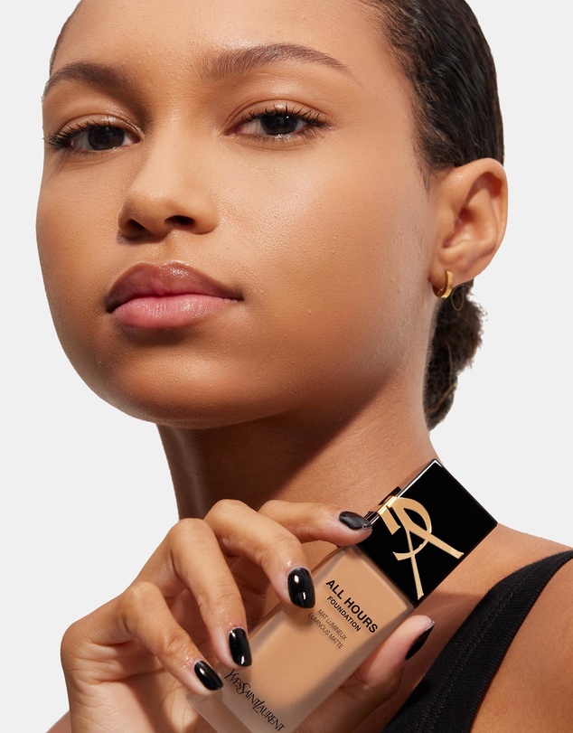 Yves Saint Laurent - All Hours Liquid Foundation