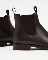 AERE - Leather Chelsea Boots - Men's