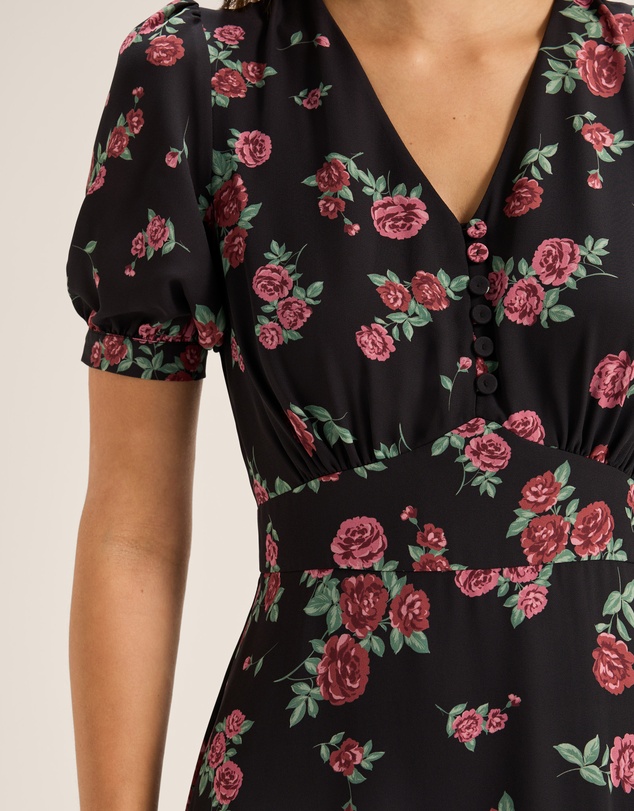 Review - Cameo Midi Dress