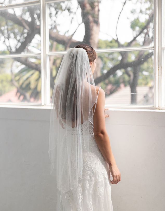 Ivory Knot - Sana Veil