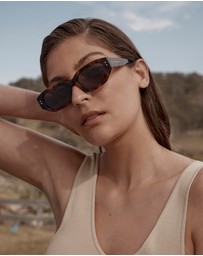 Status Anxiety - Luna Sunglasses