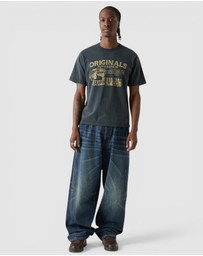 GUESS Originals - GUESS Originals Auto Repair Muscle T-Shirt