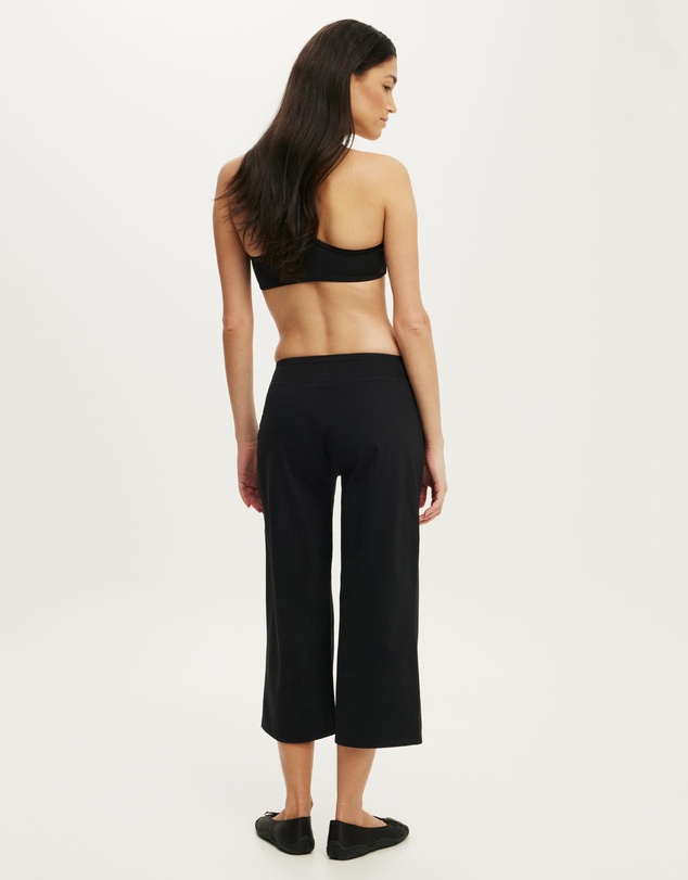 Cotton On Body Active - Ultra Soft Cropped Pants