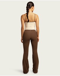 437 - The V Flared Leggings