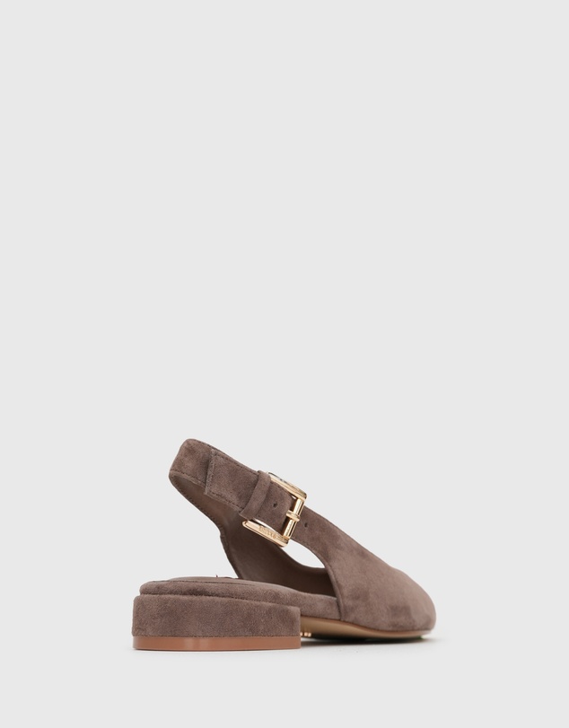 Betts - Chaps Leather Low Heel Pumps