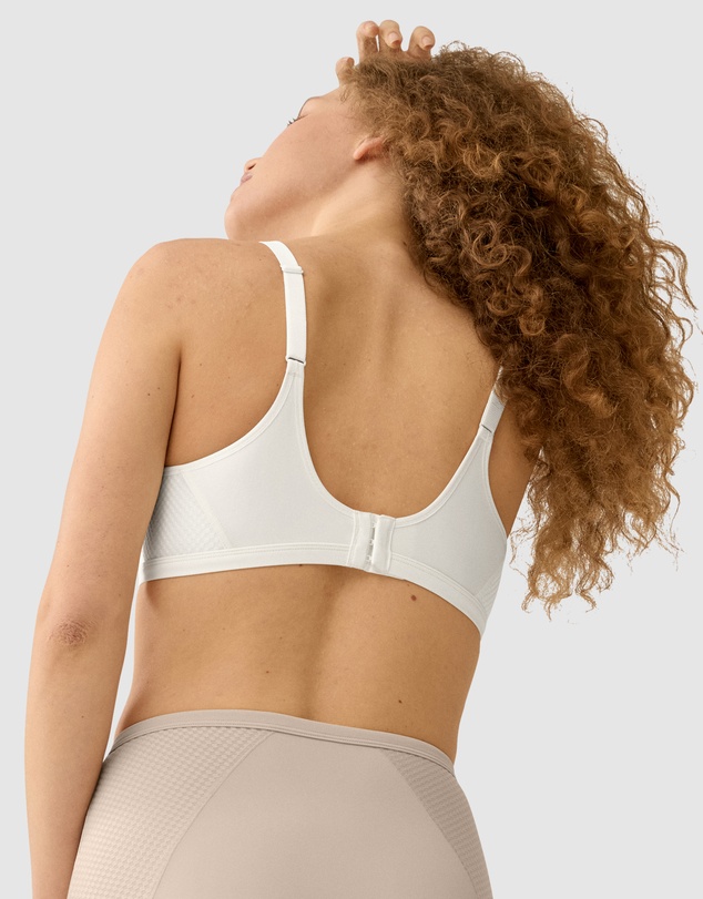 Naturana - Dynamic Comfort Wirefree Moulded Minimiser Bra