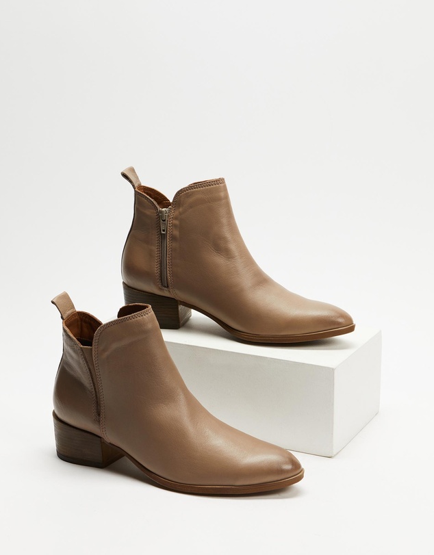 Bueno - Silo Boots