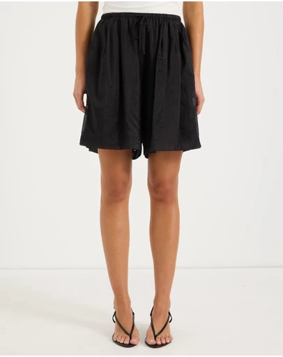 Calli - Marlow Wide Fit Longline Shorts