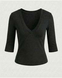 Style Addict - The V Top