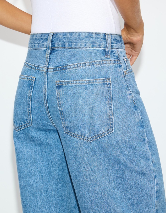 Dazie - Rio Mid Rise Straight Jeans