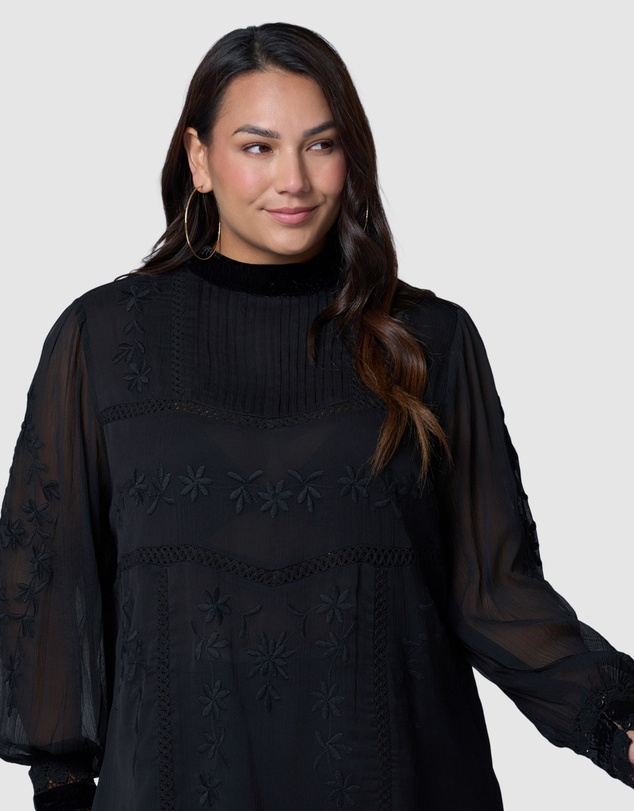 Sunday In The City - Nightfall Embroidered Blouse