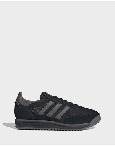 Core Black / Charcoal / Charcoal