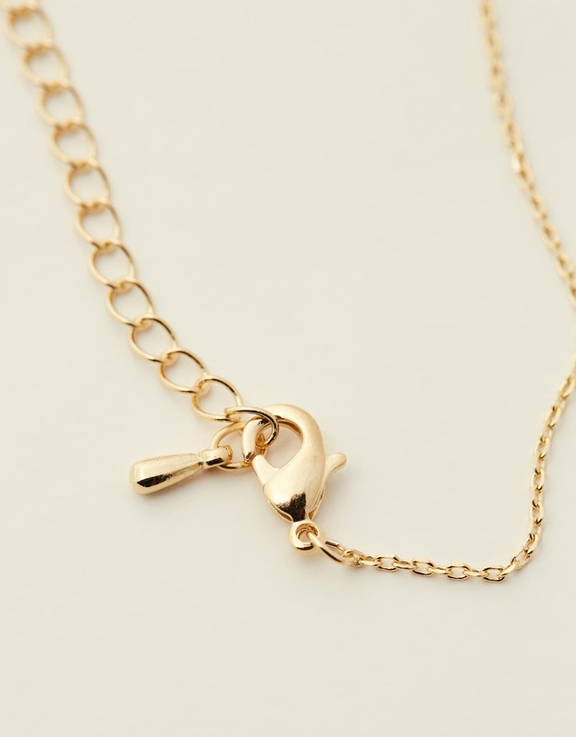 Zahar - Letter U Necklace