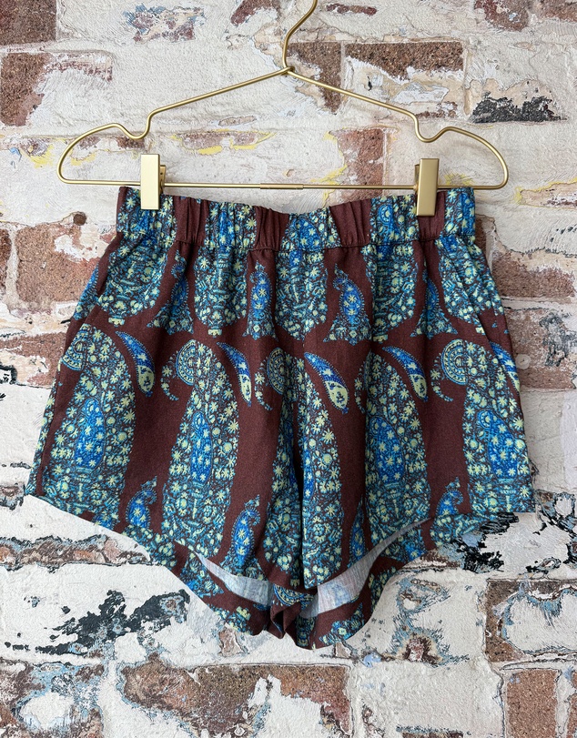BOTEH - Calico Minimal Classic Shorts