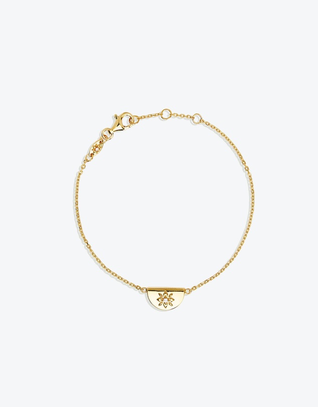 By Charlotte - Gold Lotus Bracelet