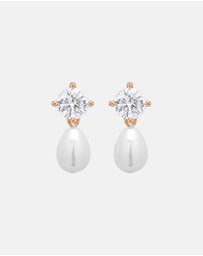 Stephanie Browne - Twinkle Pearl Earrings
