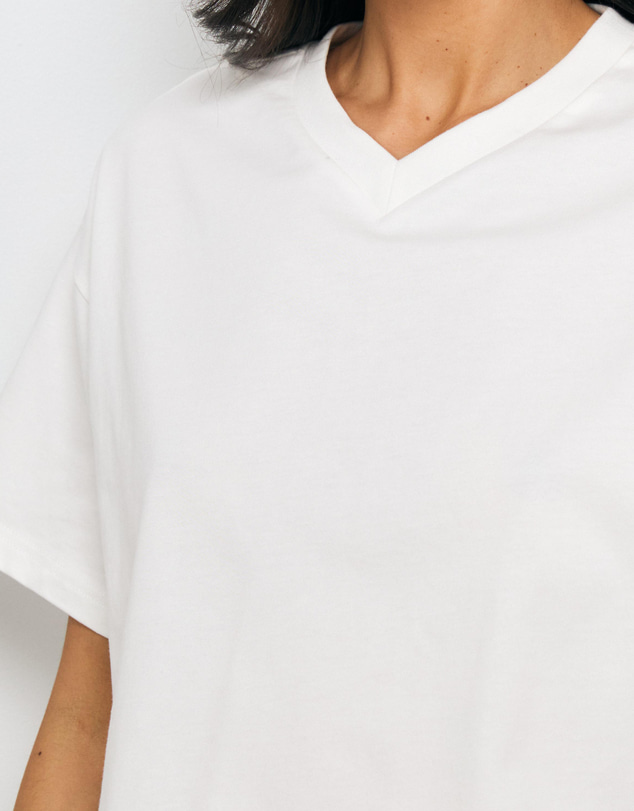 AERE - Short Sleeve V Neck Tee