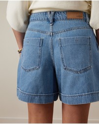 Ceres Life - Juno Seamed Short