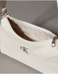 Calvin Klein - Sleek Shoulder Bag