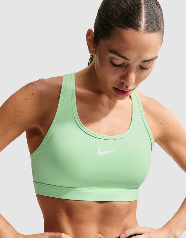 Nike - Swoosh Medium-Support Padded Sports Bra