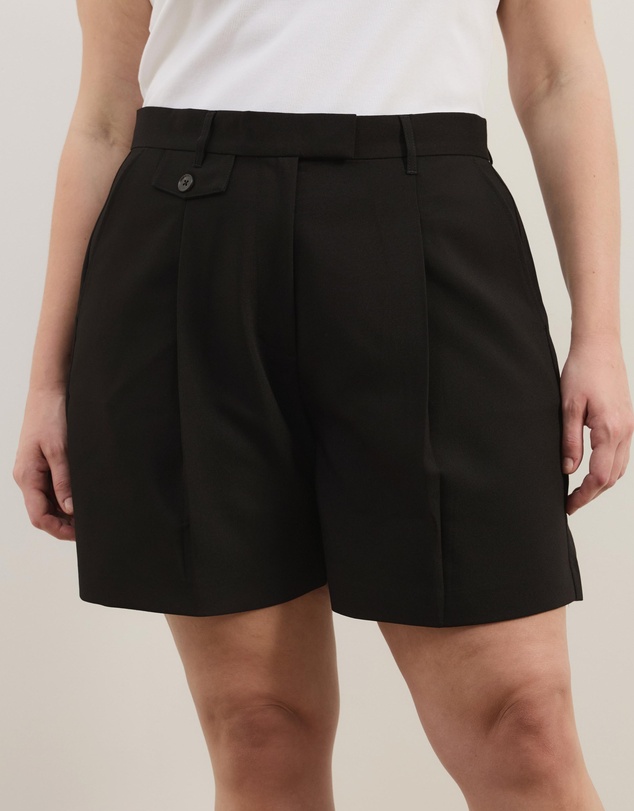 Atmos&Here Curvy - Everlee Tailored Shorts