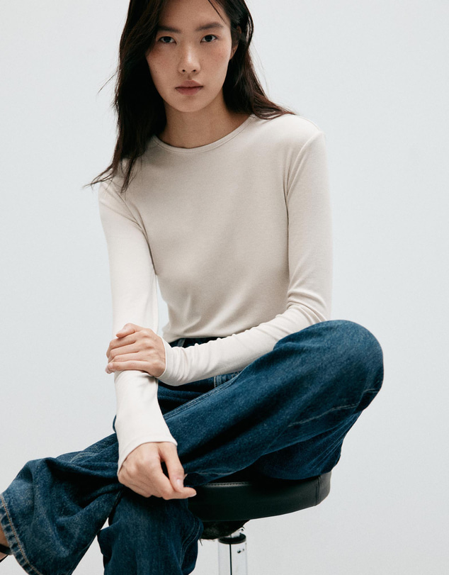 M.N.G - Long-Sleeved Fitted T-Shirt