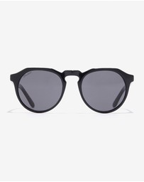 Hawkers Co - HAWKERS - Black Dark WARWICK Sunglasses for Men and Women UV400