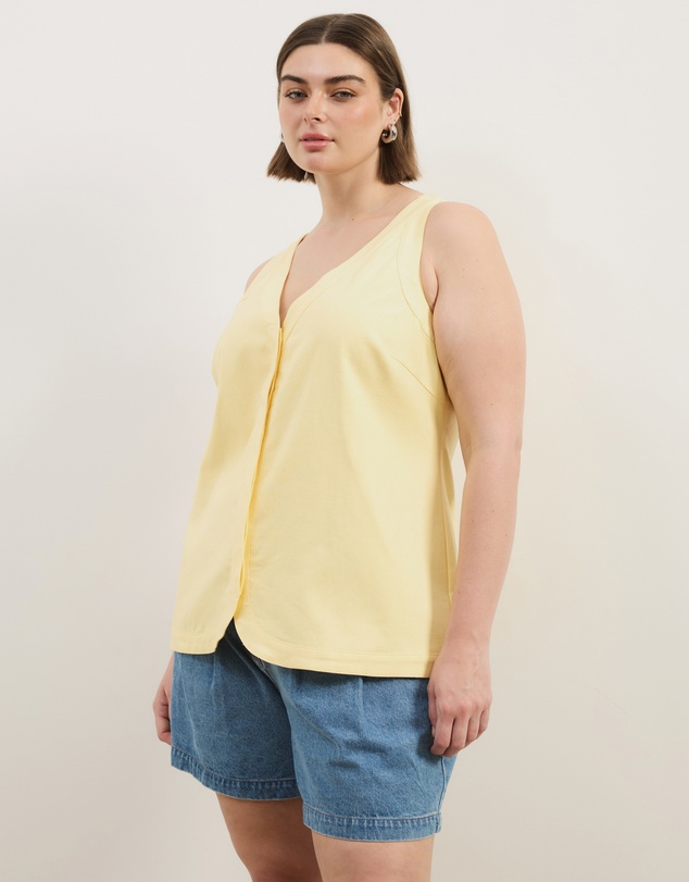 Atmos&Here Curvy - Maura V-Neck Longline Linen Blend Vest