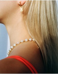 Carly Paiker - Vacation Pearl Necklace
