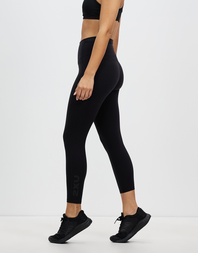 2XU - Form Stash Hi-Rise Compression 7/8 Tights with Pockets