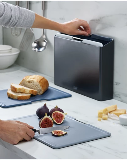 Joseph Joseph - Folio™ 4-piece Large Chopping Board Set with Storage Case (Grey)