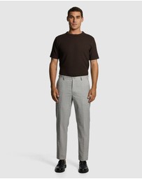yd. - Easton Slim Tapered Pant