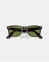 Ray-Ban - Wayfarer