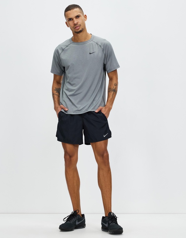 Nike - Dri-FIT Challenger 5