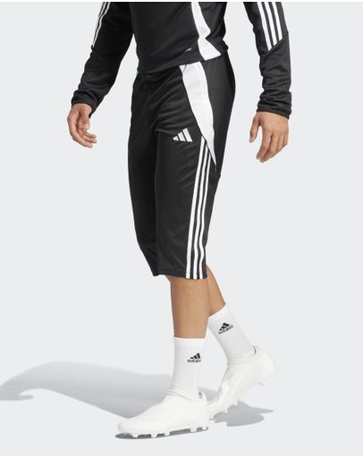 Black / White