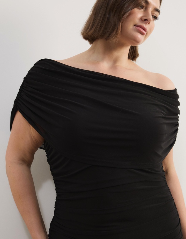 Atmos&Here Curvy - Bonnie Off Shoulder Mesh Maxi Dress