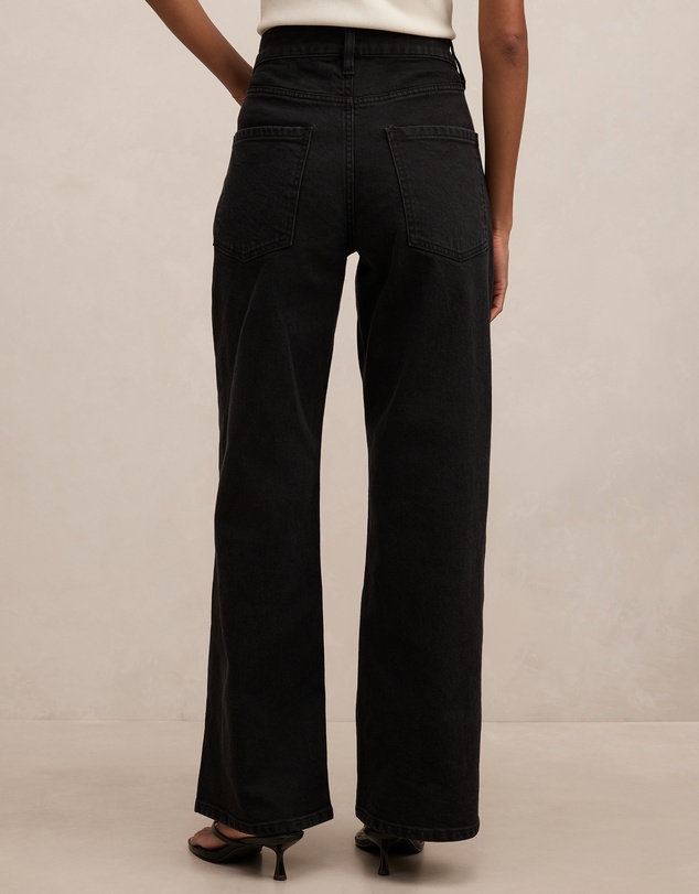 Forever New Petite - Nicki Petite Mid Rise Straight Leg Jeans