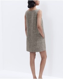 UNISON - Balconette Shift Dress