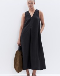 UNISON - Linen V Neck Maxi Dress