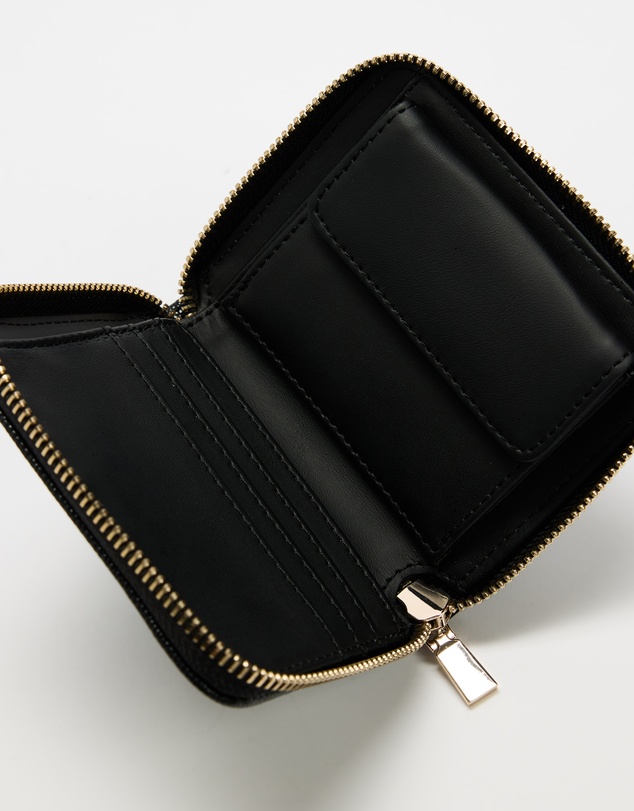 GUESS - Isobel Small Zip Around Wallet