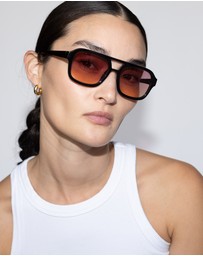 Reality Eyewear - Runway