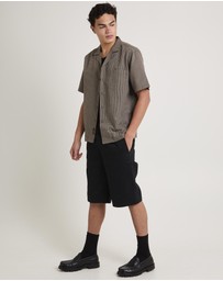 Black Noise White Rain - Aura Resort Shirt