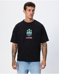 X-Large - Alien Trio Gorilla Fit Tee