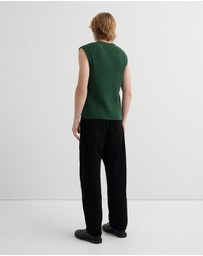 Kowtow - Luca Vest