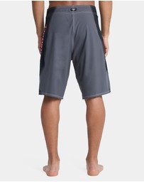 Quiksilver - Mens Mercury Trident 21