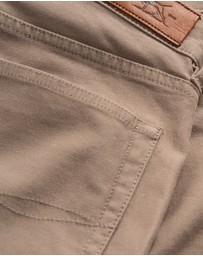 Rodd & Gunn - Motion 2 Straight Jean Short Leg
