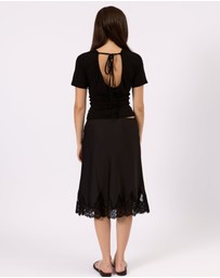Style Addict - Mila Deep V Tee