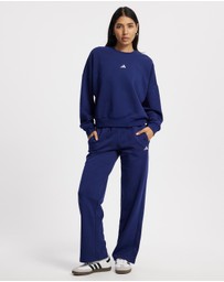 adidas Sportswear - Sportswear Essentials Small Logo Feelcozy Sweatshirt