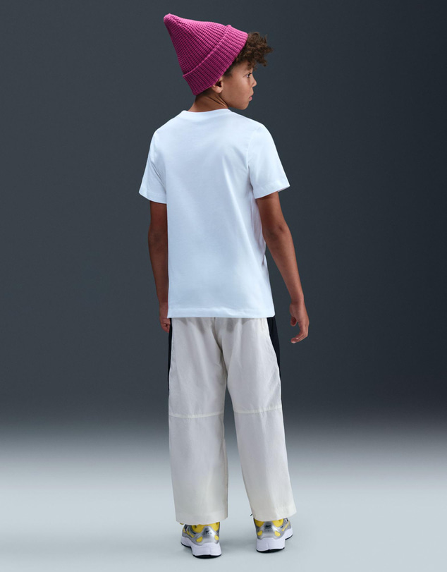 Nike - Nike Sportswear T-Shirt - Teens